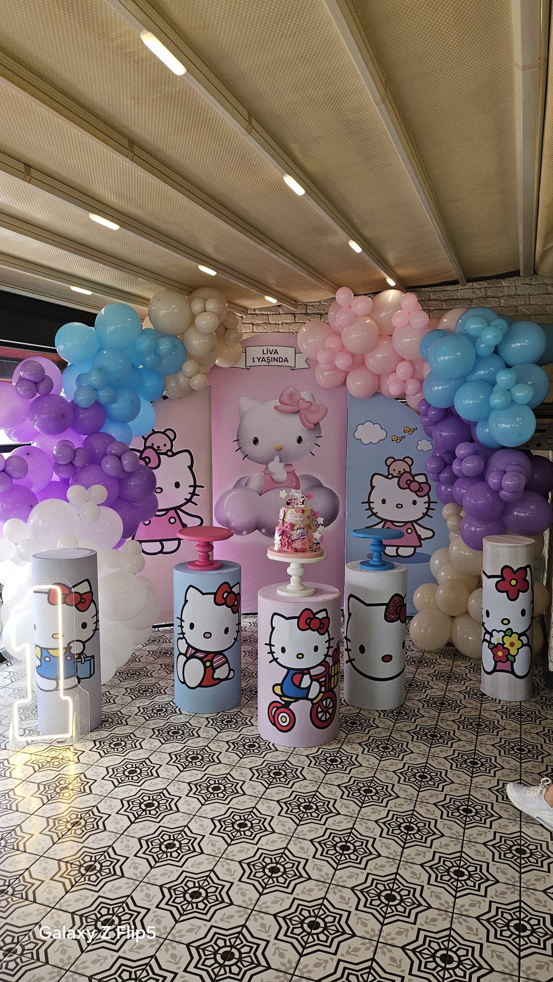 Hello Kitty Temalı Doğum Günü Hediye Önerileri görseli 1