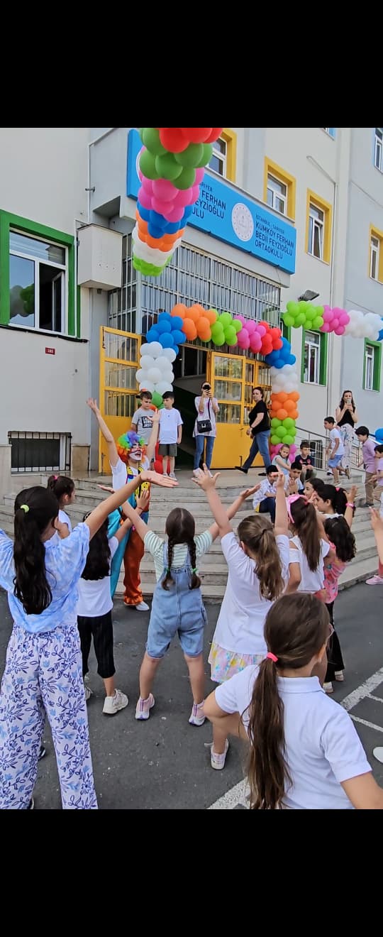 Mezuniyet töreni için hazırlanan dekorasyon